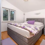 Apartment Kata *